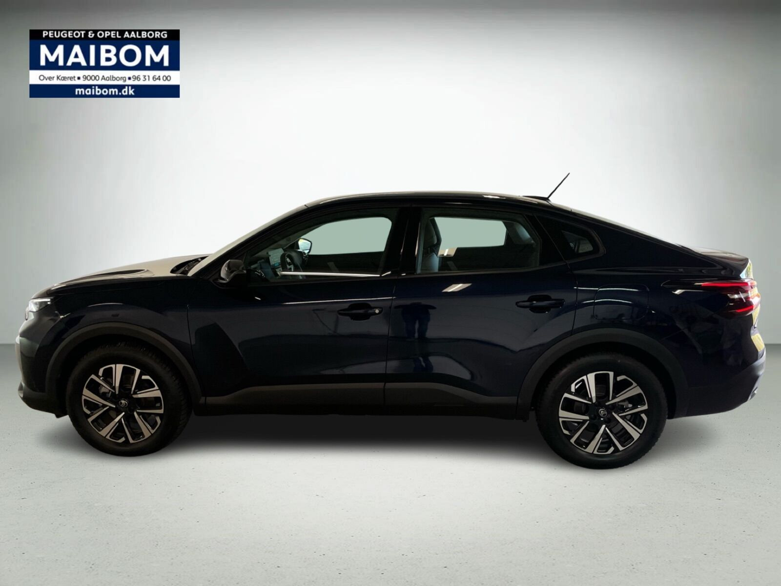 Blå Citroën ë-C4 X fra 2025