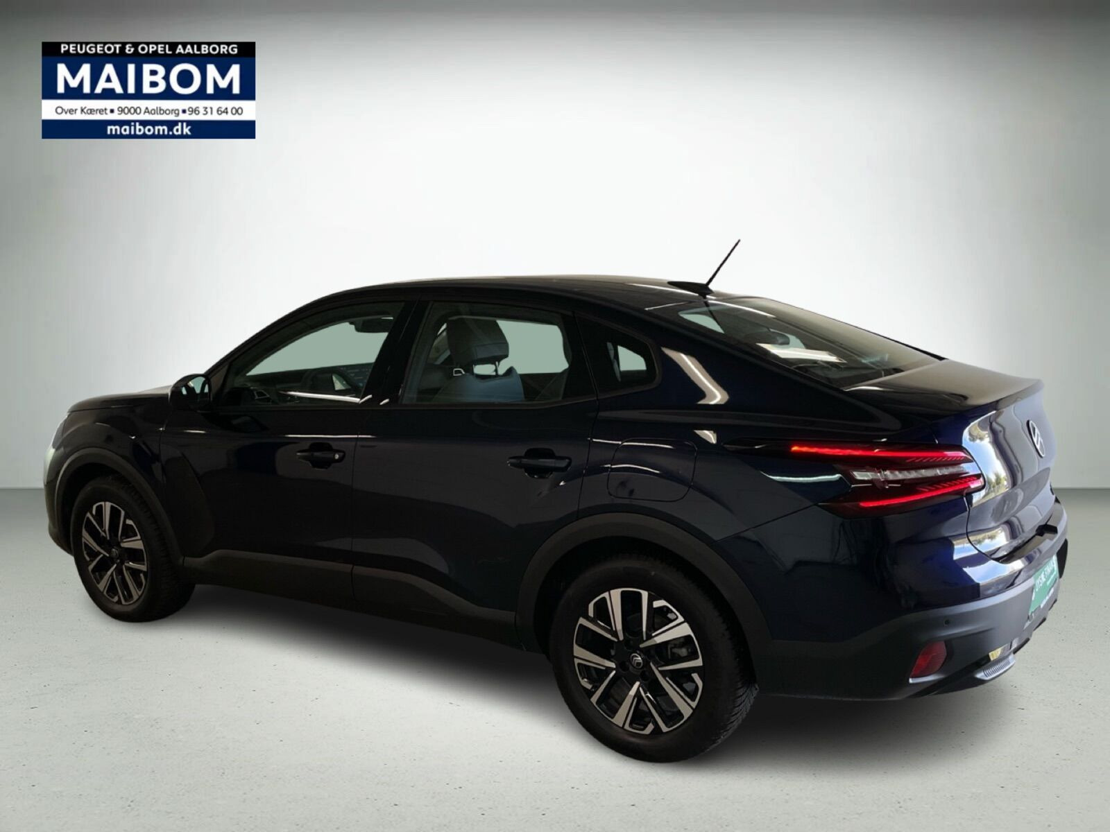 Blå Citroën ë-C4 X fra 2025