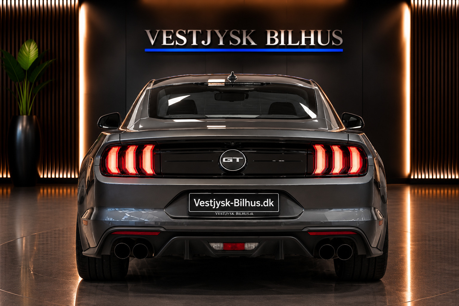 Grå Ford Mustang fra 2018