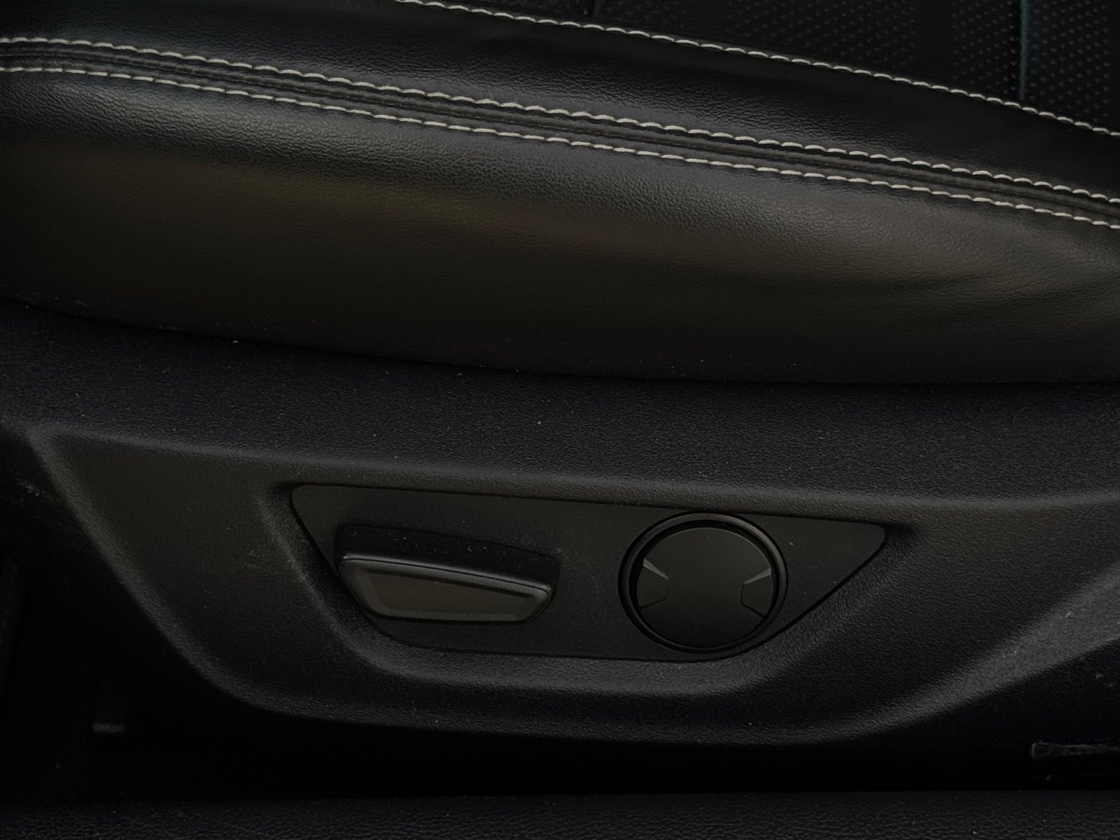 Grå Ford Mustang fra 2018
