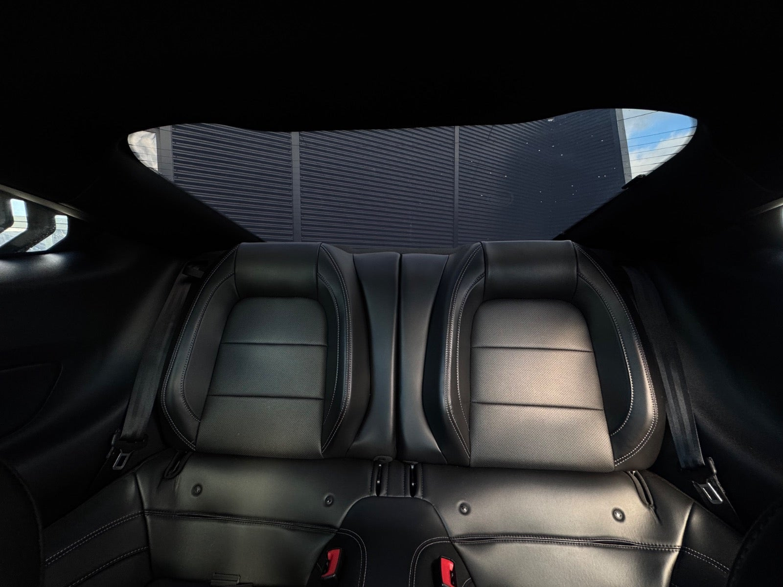 Grå Ford Mustang fra 2018
