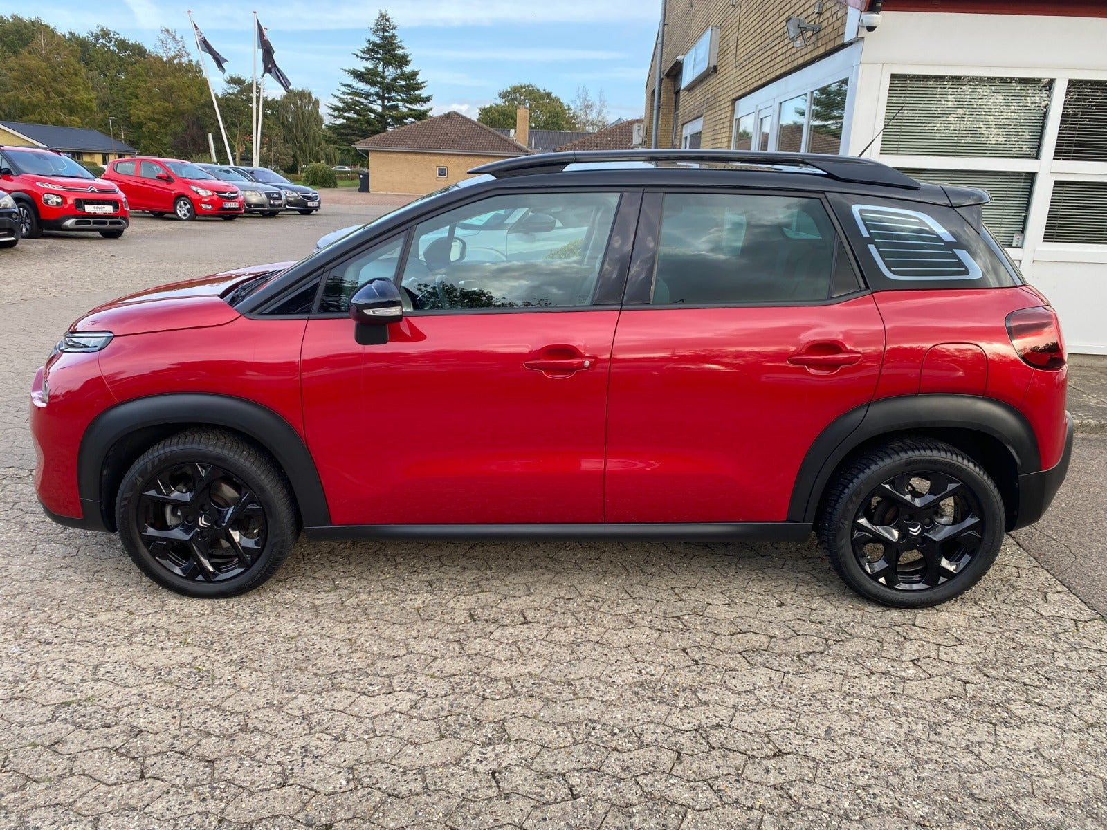 Rød Citroën C3 Aircross fra 2024