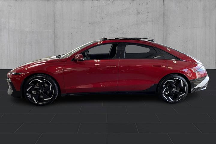 Rød Hyundai Ioniq 6 fra 2026