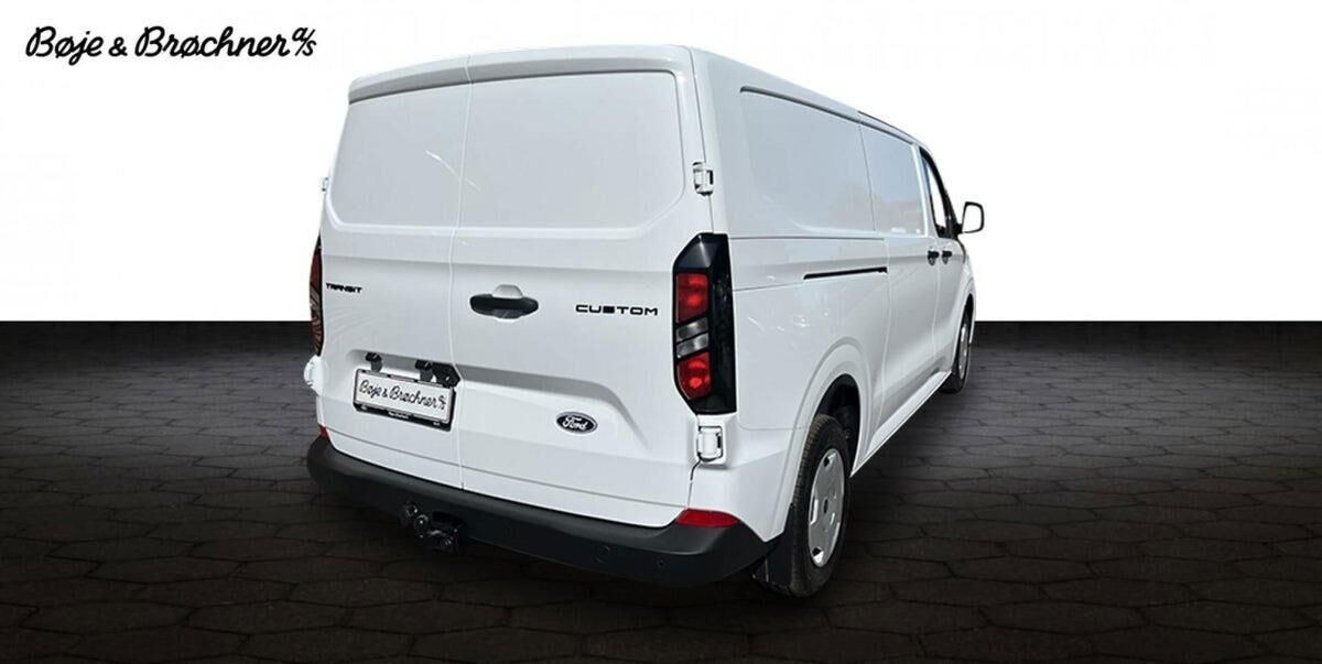Hvid Ford Transit Custom 320 L2 fra 2026
