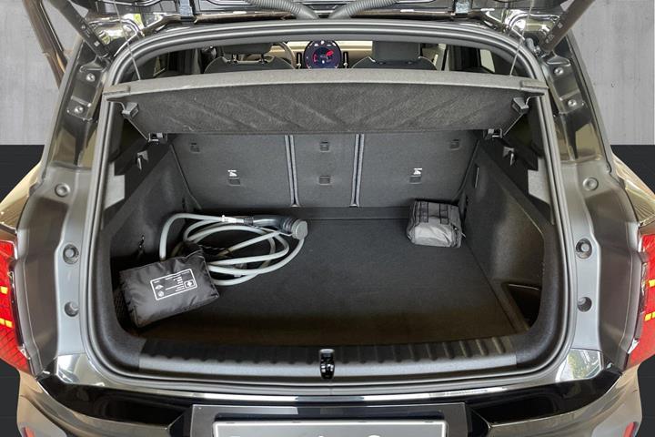 Sort Mini Countryman E fra 2025
