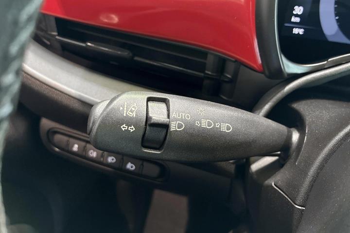 Rød Fiat 500e fra 2024