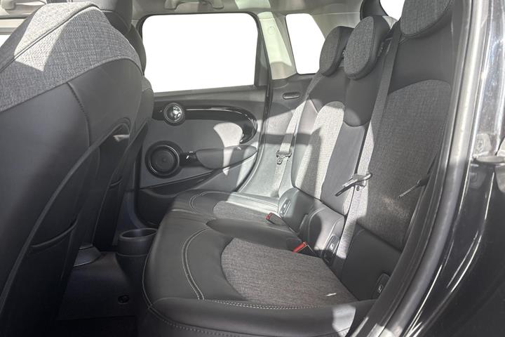 Sort Mini Cooper fra 2021