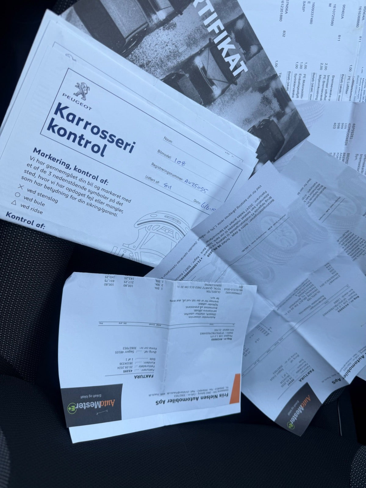 Grøn Peugeot 108 fra 2015