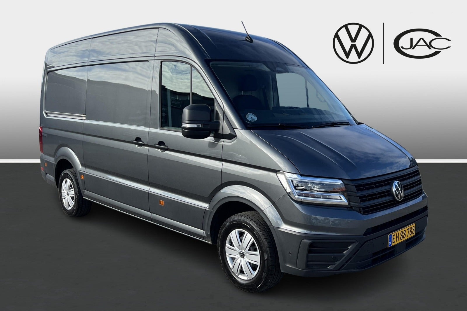 VW Crafter 35 2,0 TDi 177 Kassevogn L3H3 aut.