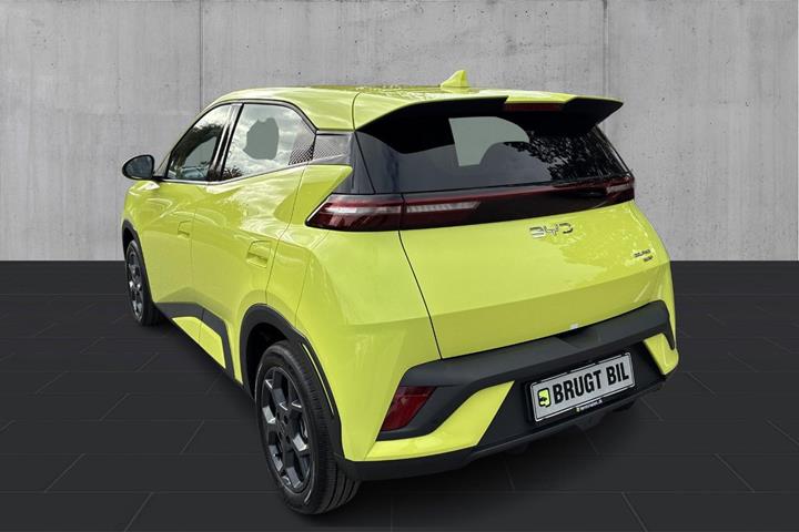 Grøn BYD Dolphin Surf fra 2026
