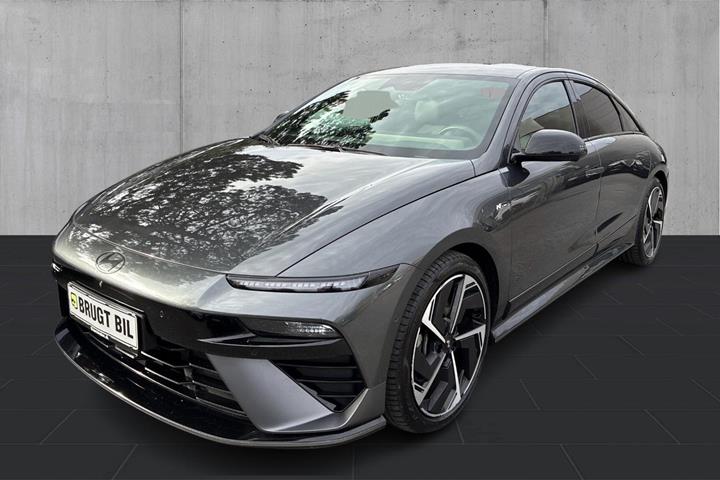 Grå Hyundai Ioniq 6 fra 2026