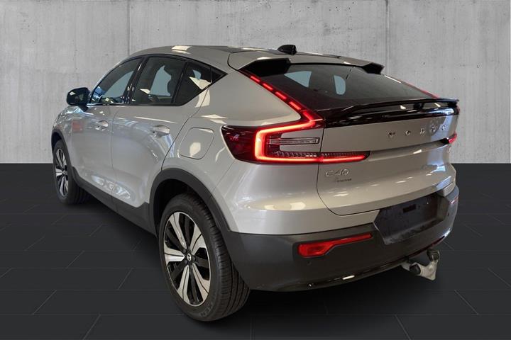 Sølv Volvo C40 fra 2023