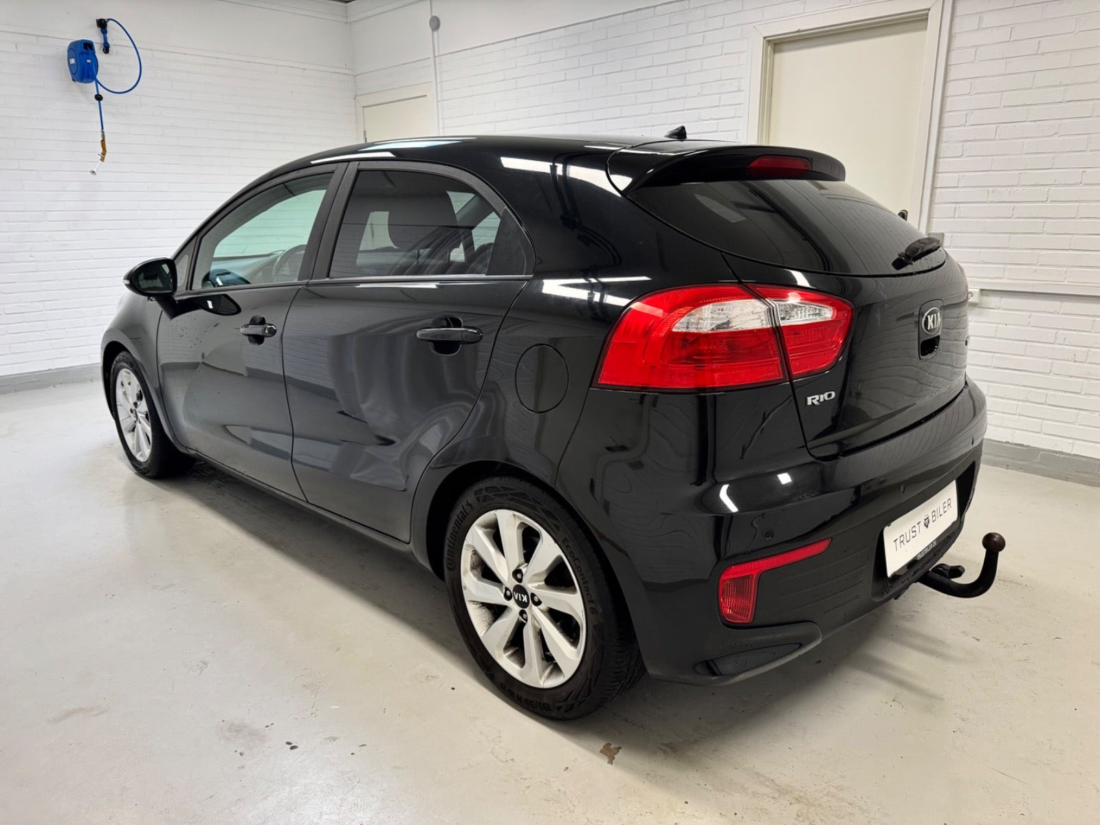 Sort Kia Rio fra 2016