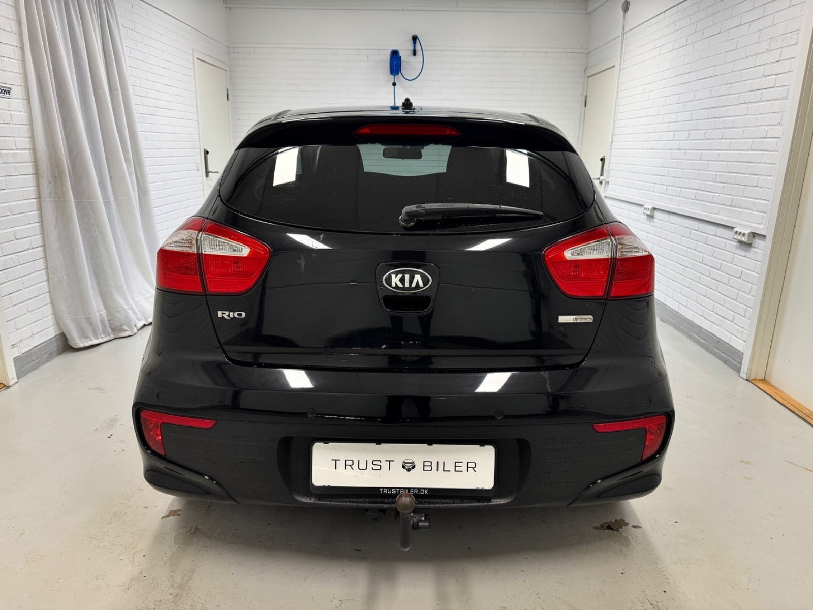 Sort Kia Rio fra 2016