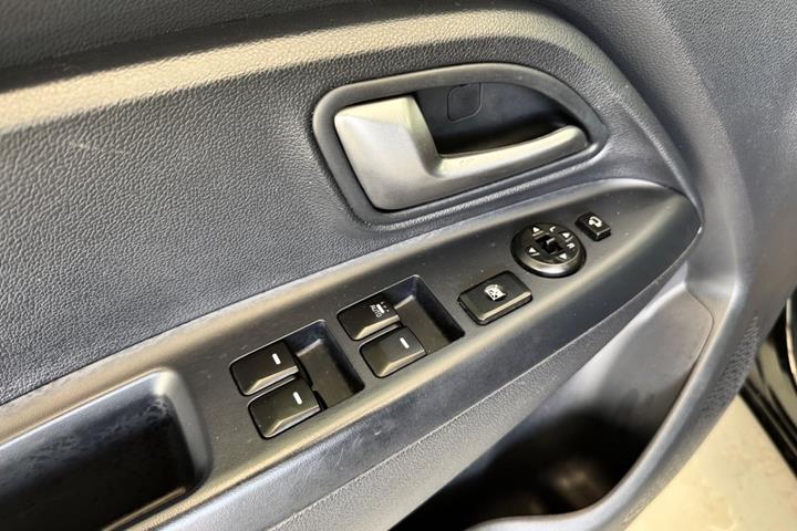 Sort Kia Rio fra 2016