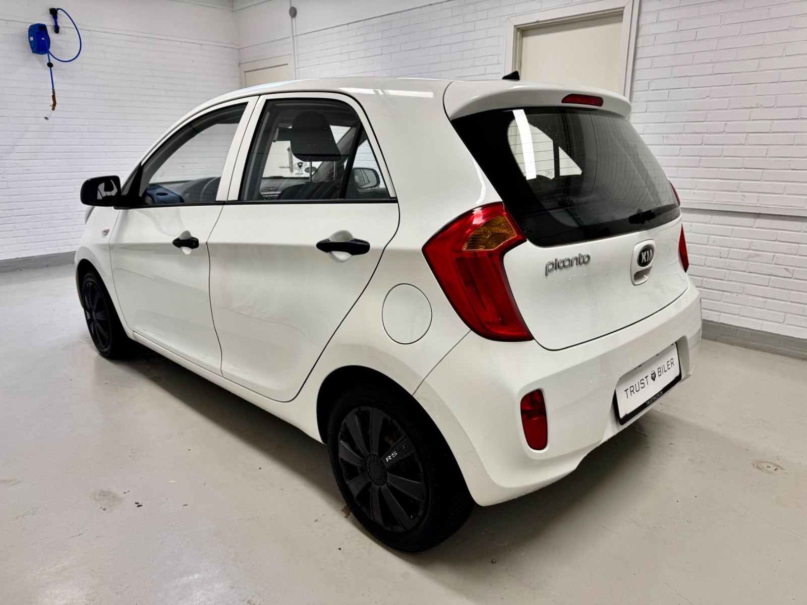 Hvid Kia Picanto fra 2014