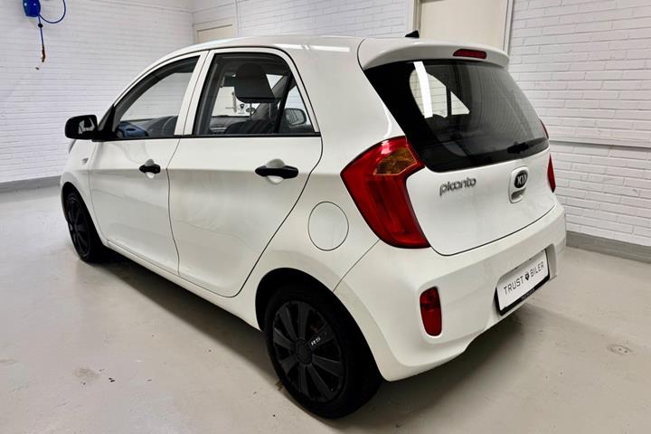 Hvid Kia Picanto fra 2014