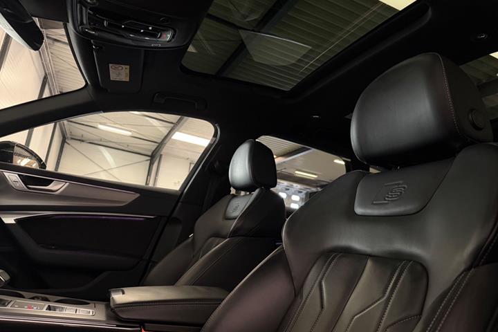 Sort Audi A6 fra 2021