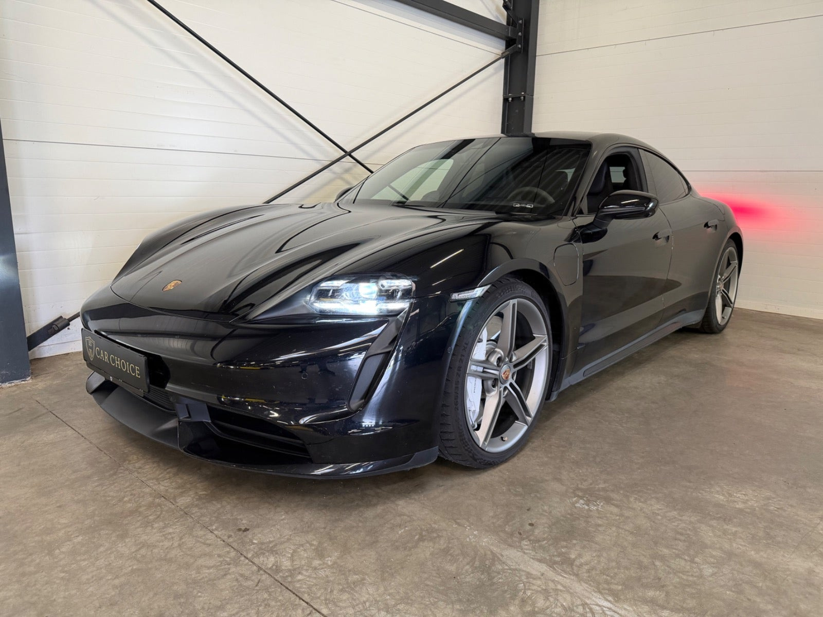 Porsche Taycan Turbo Performance+
