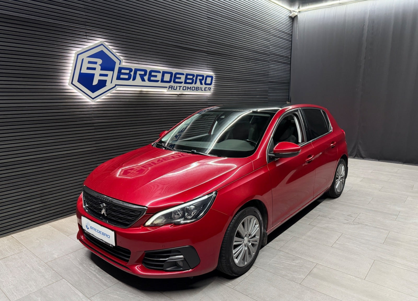 Peugeot 308 1,6 BlueHDi 120 Allure Sky
