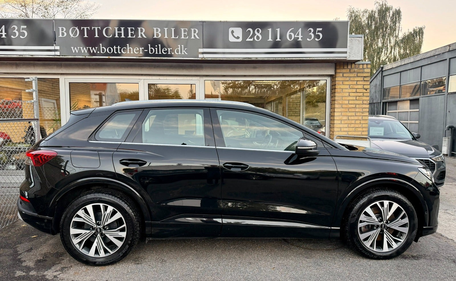 Sort Audi Q4 e-tron fra 2023