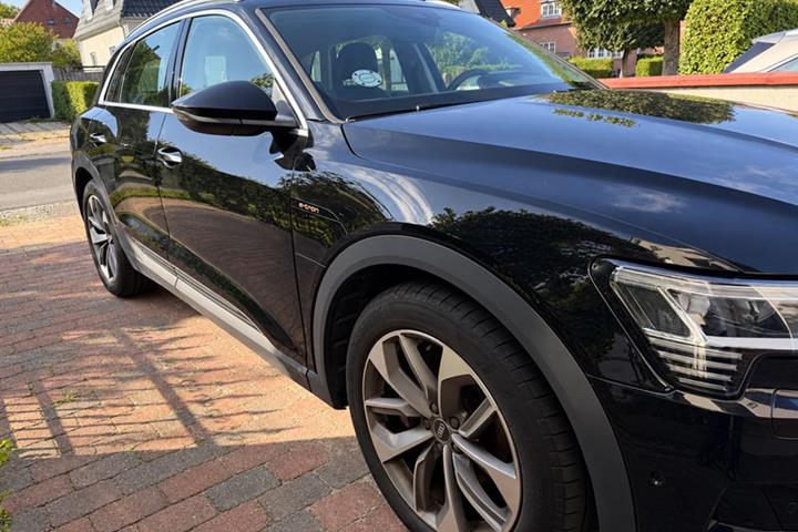 undefined Audi e-tron fra 2021
