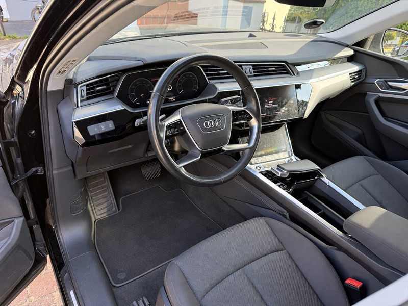undefined Audi e-tron fra 2021