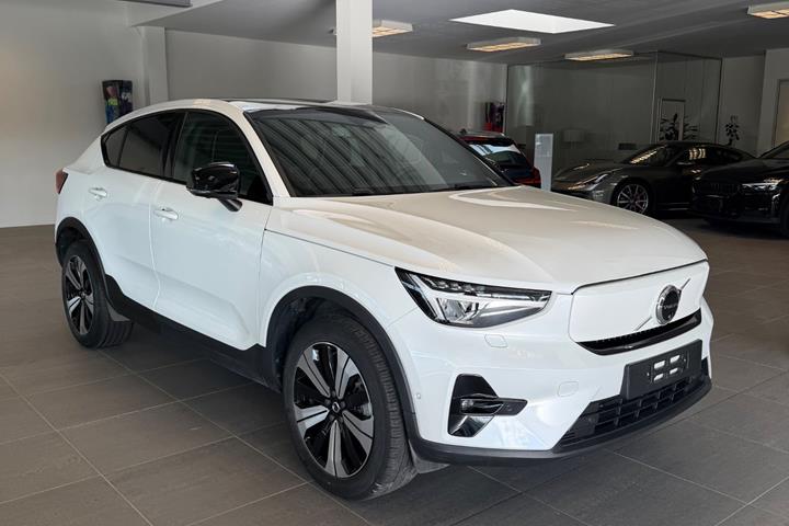 Hvid Volvo C40 fra 2022