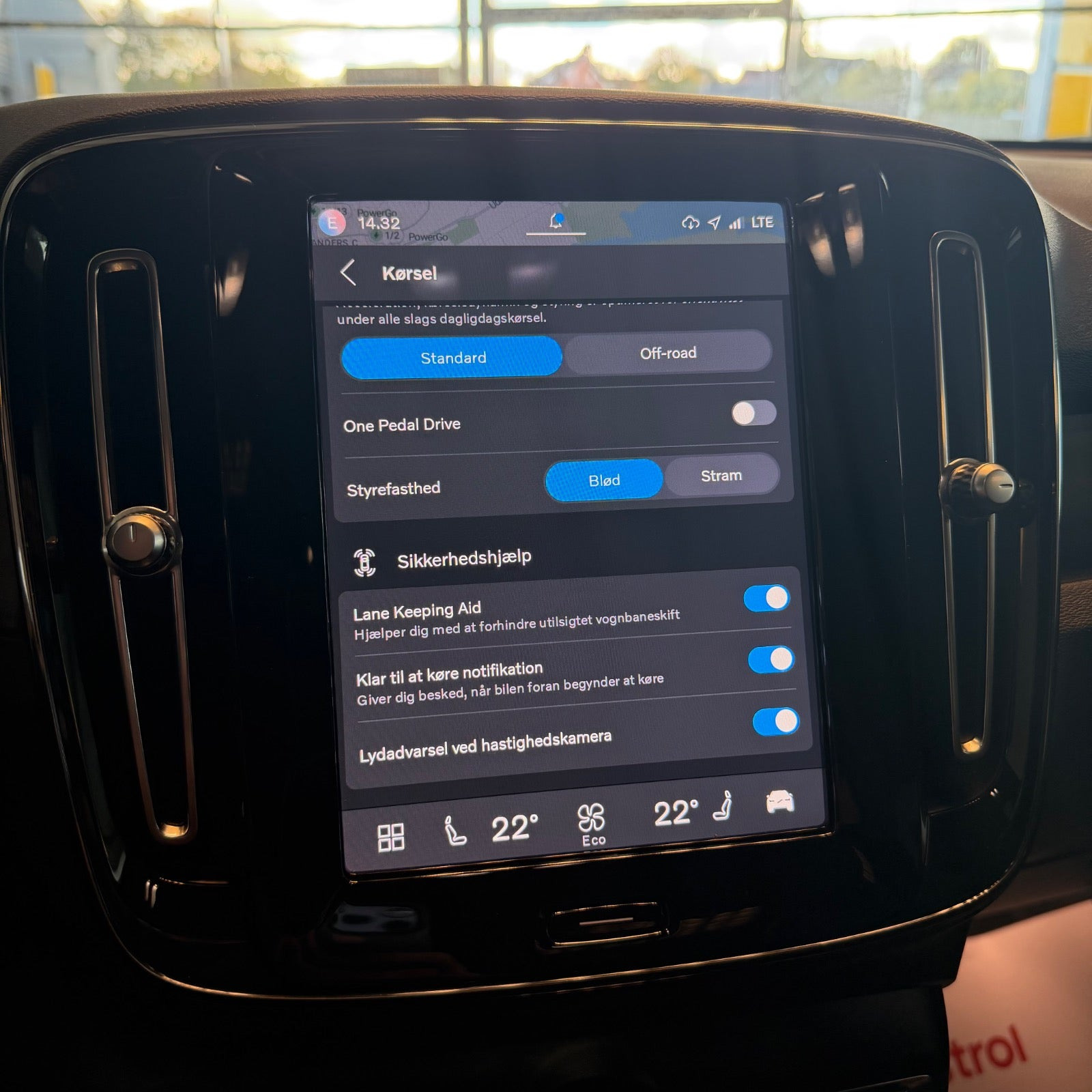 Hvid Volvo C40 fra 2022