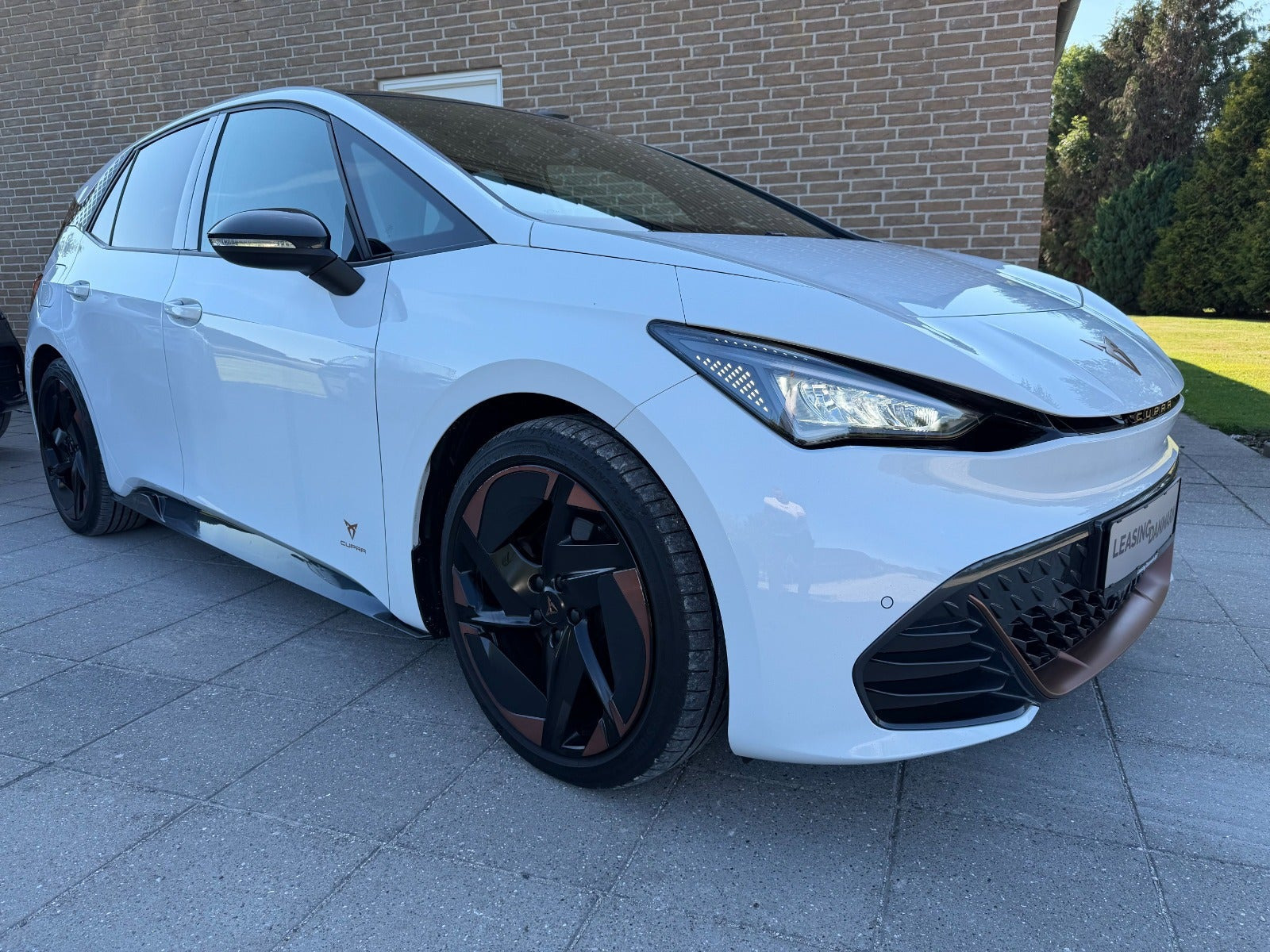 Hvid Cupra Born fra 2022