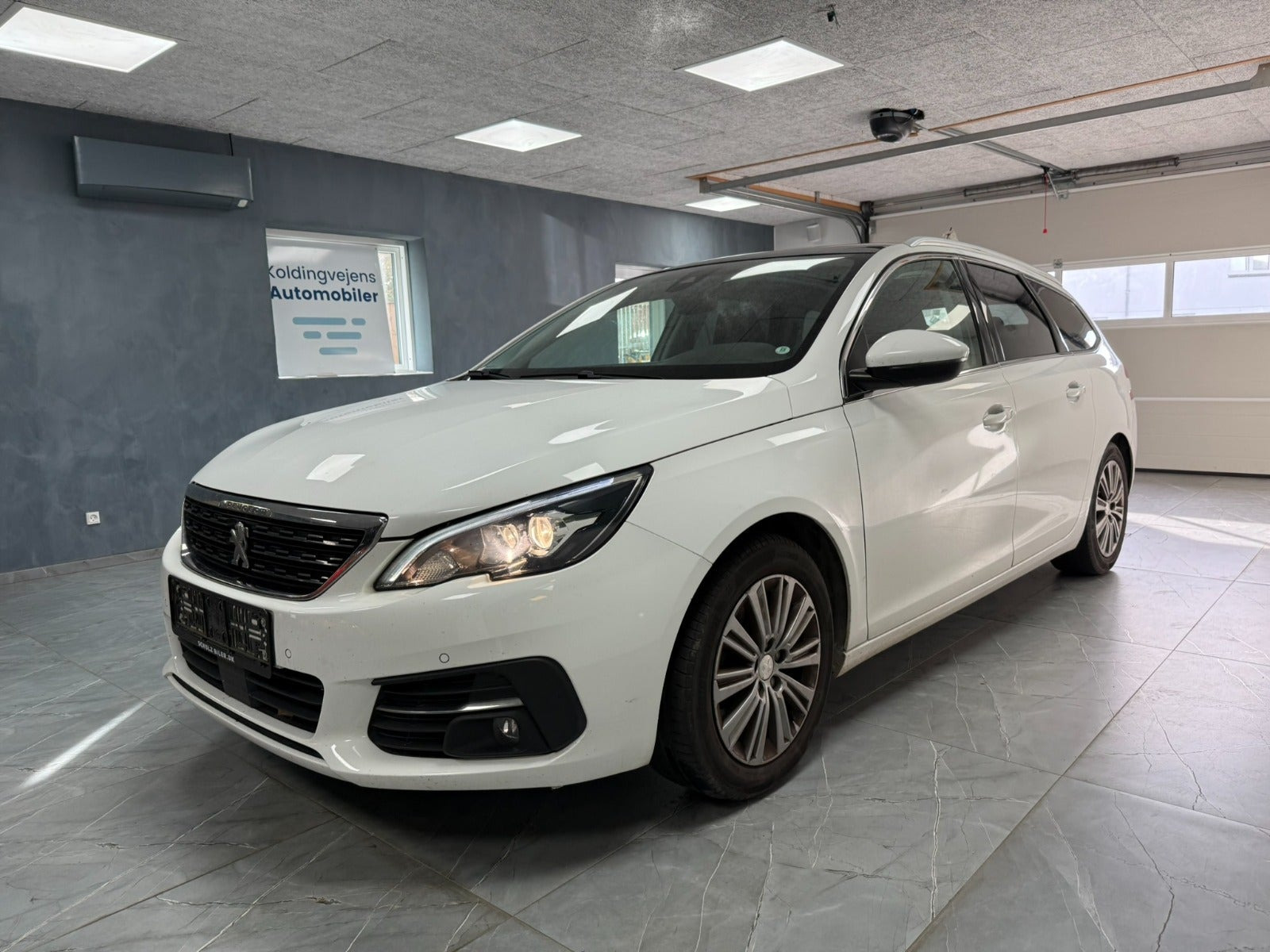 undefined Peugeot 308 fra 2019