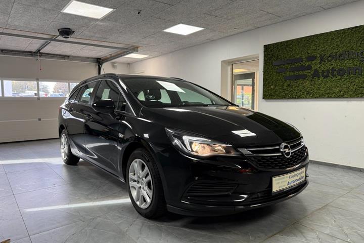 undefined Opel Astra fra 2018