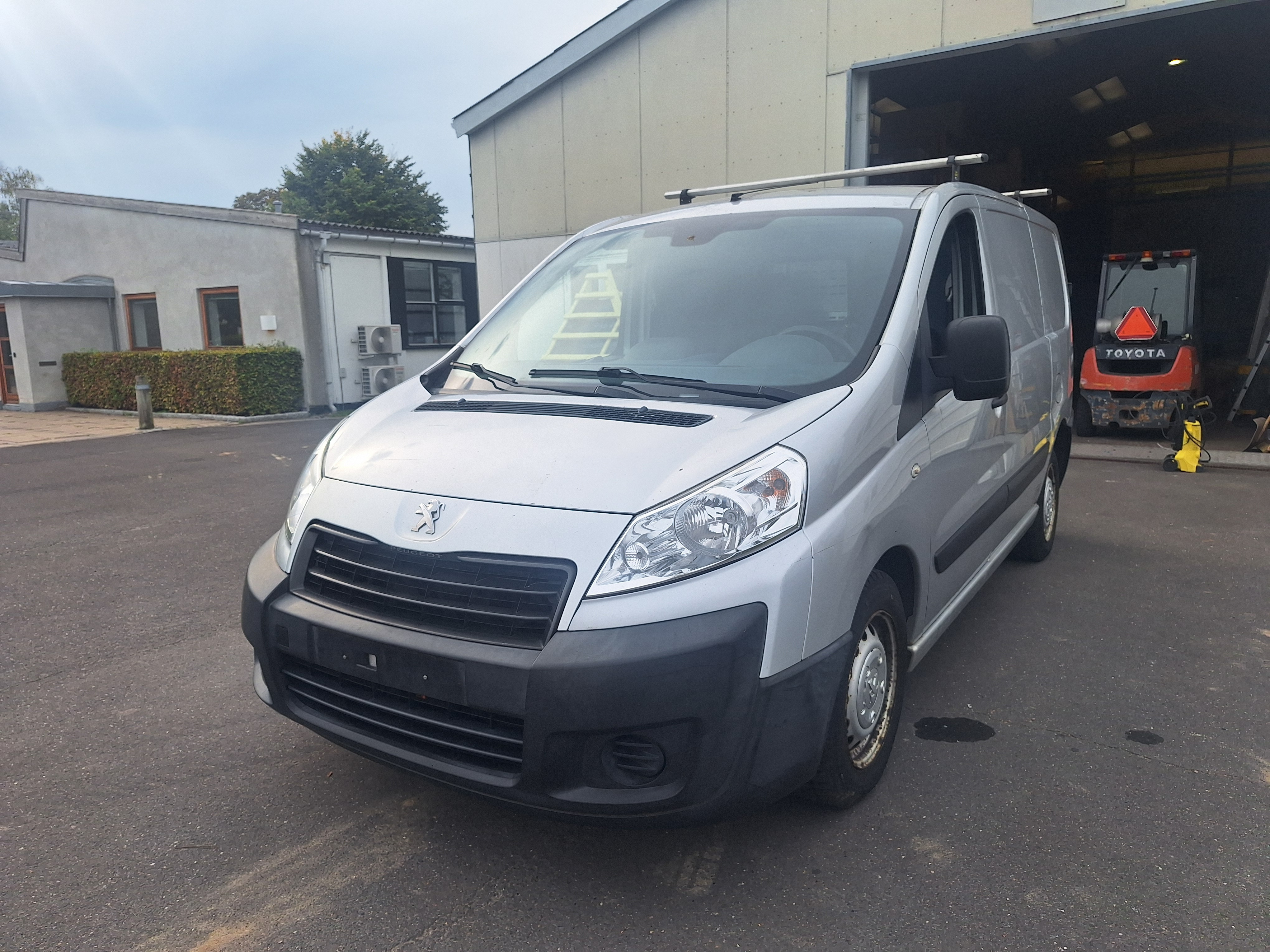Peugeot Expert 2,0 HDi 128 L1H1