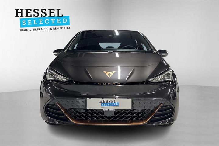 Grå Cupra Born fra 2023