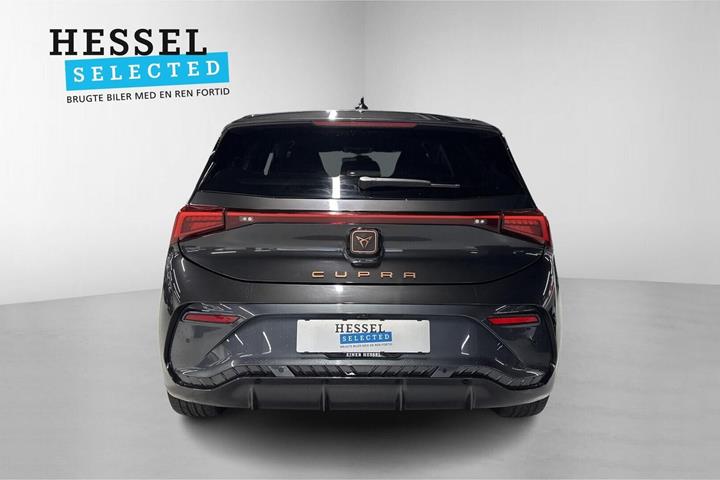 Grå Cupra Born fra 2023