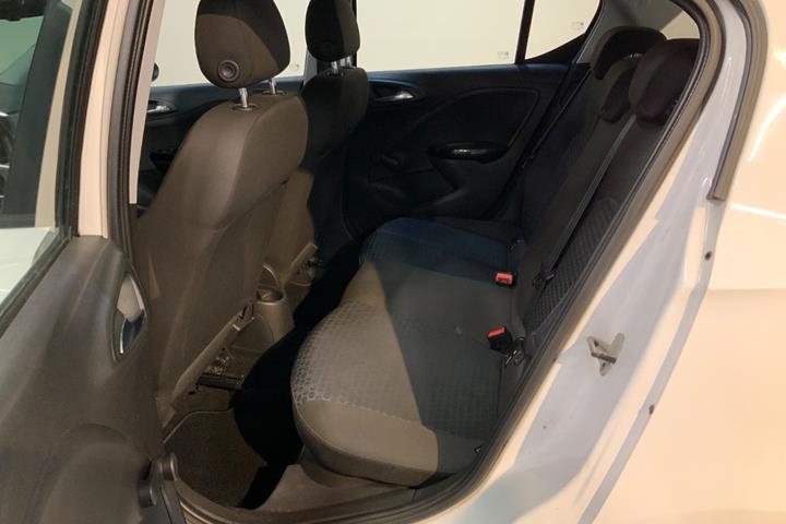 Hvid Opel Corsa fra 2015