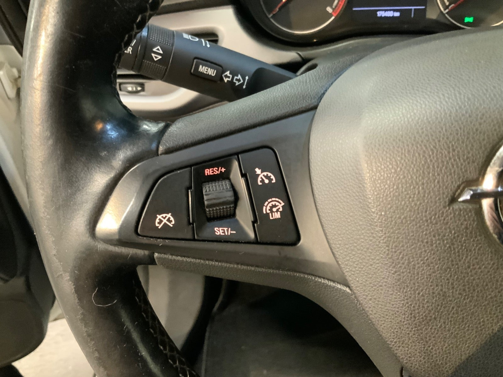 Hvid Opel Corsa fra 2015