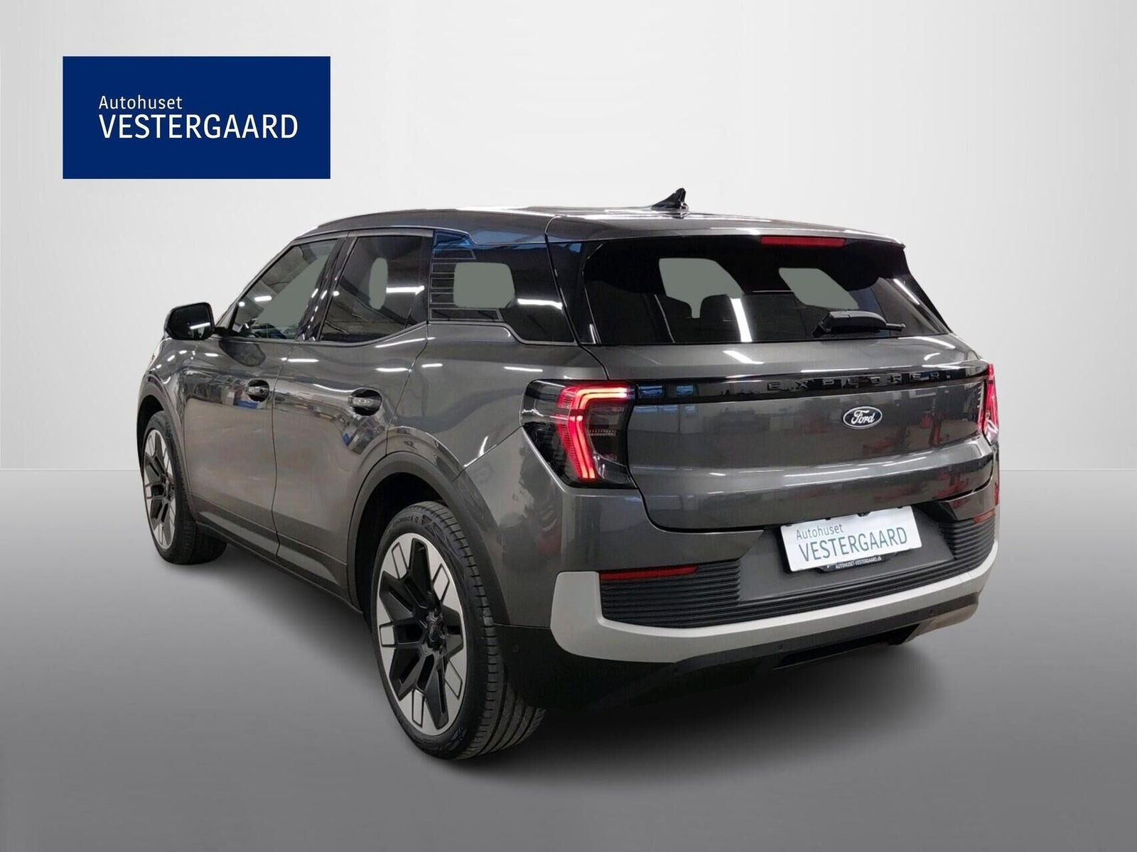 Grå Ford Explorer fra 2025