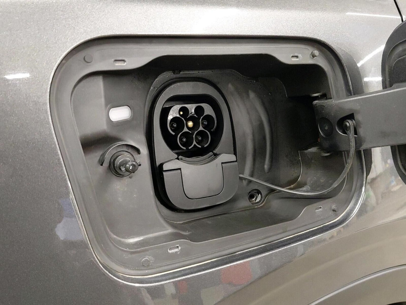 Grå Ford Explorer fra 2025