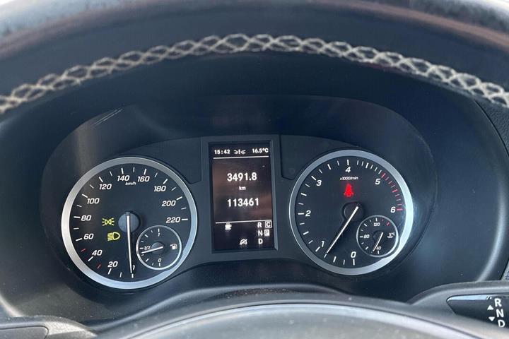 undefined Mercedes Vito fra 2022