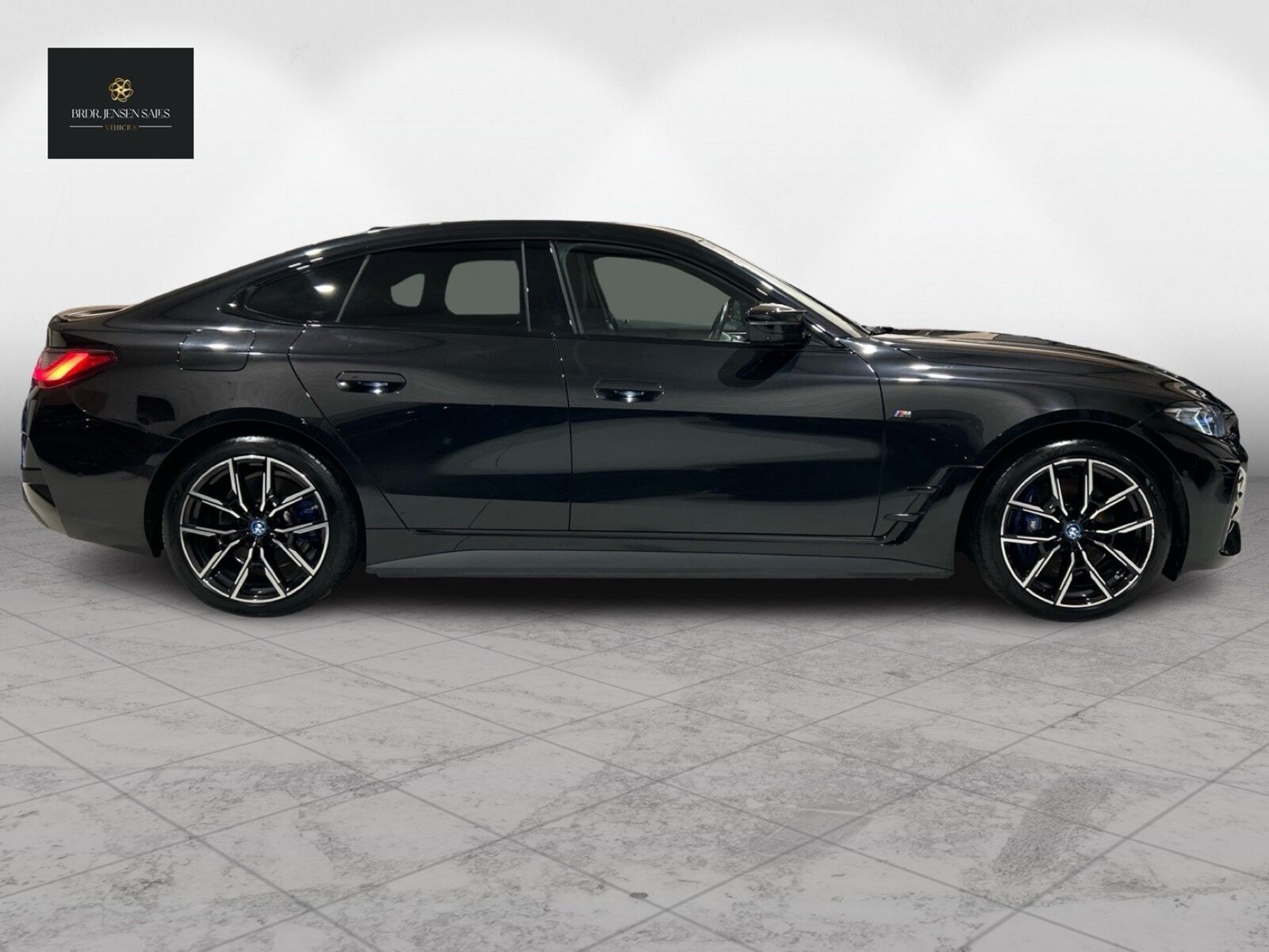 Sort BMW i4 fra 2024