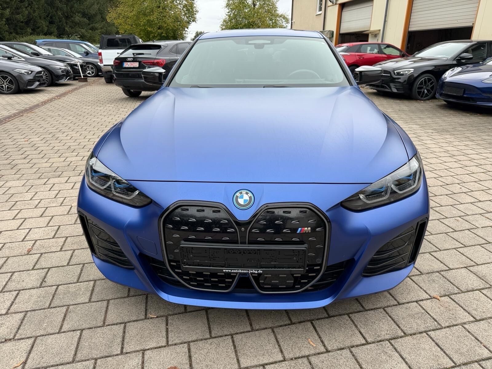 Blå BMW i4 fra 2023