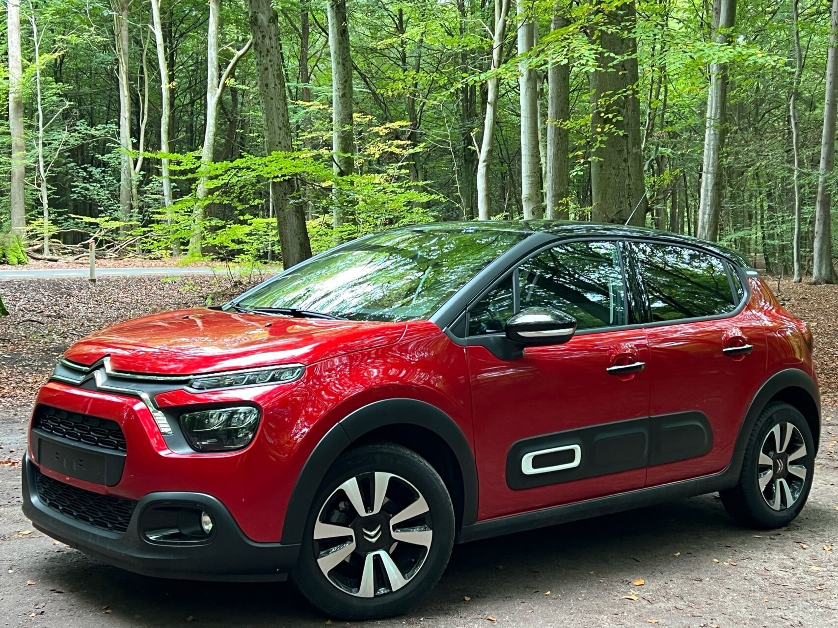 Rød Citroën C3 fra 2023
