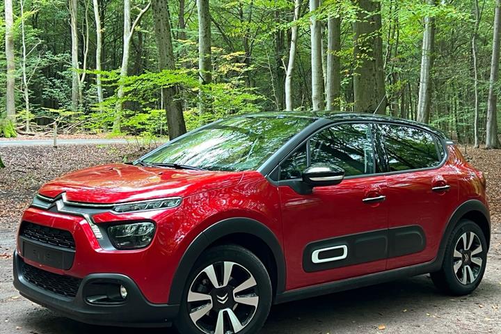 Rød Citroën C3 fra 2023