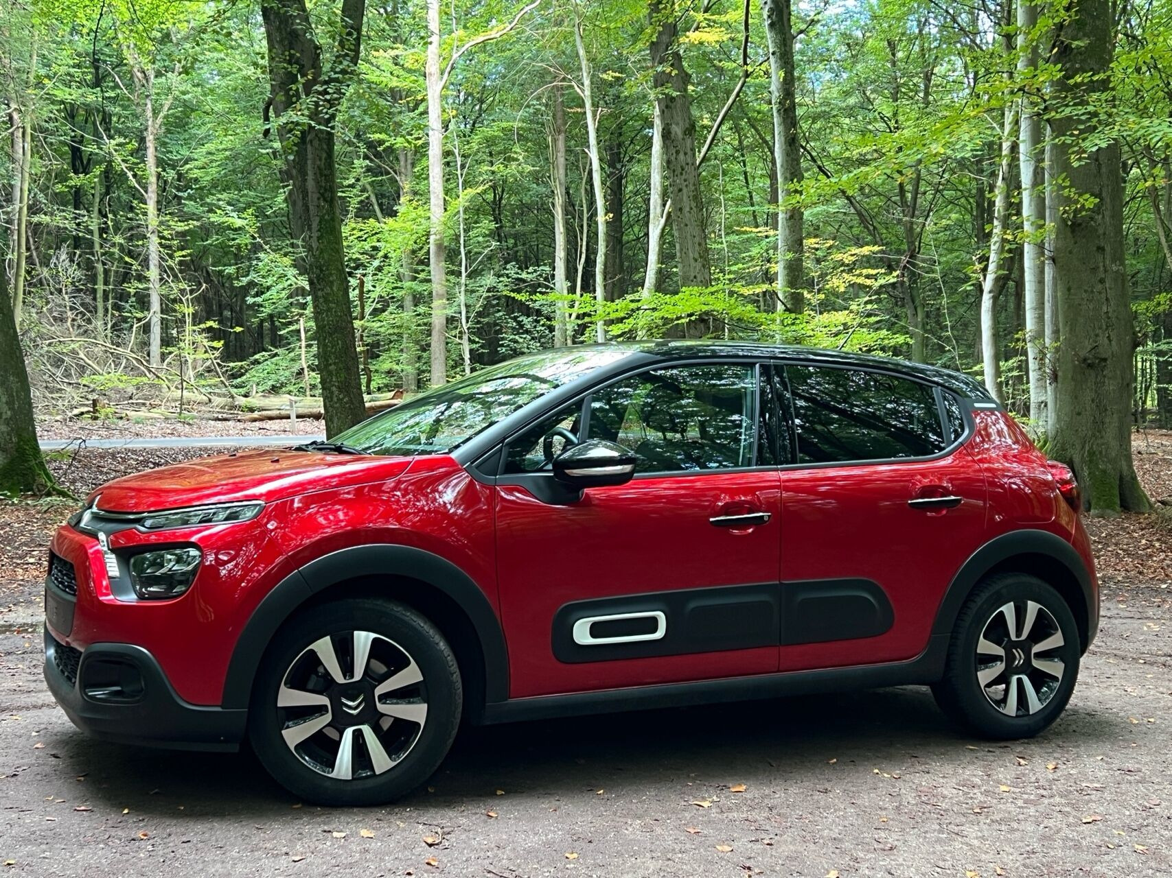 Rød Citroën C3 fra 2023