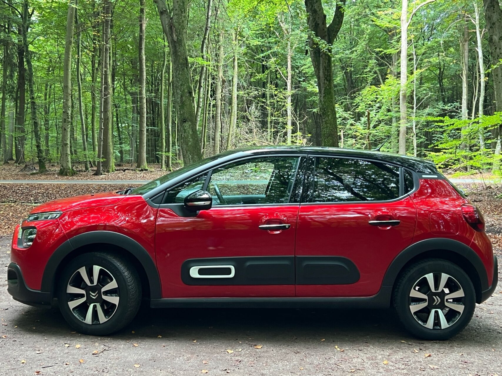 Rød Citroën C3 fra 2023