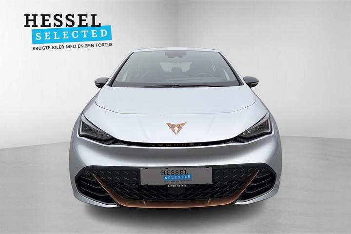 Sølv Cupra Born fra 2023