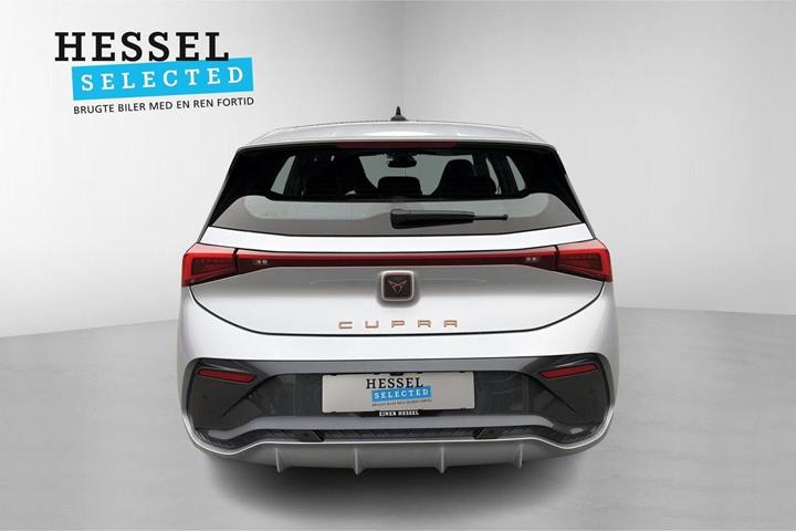 Sølv Cupra Born fra 2023
