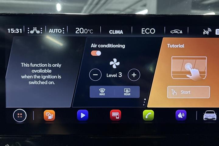Hvid Cupra Born fra 2023