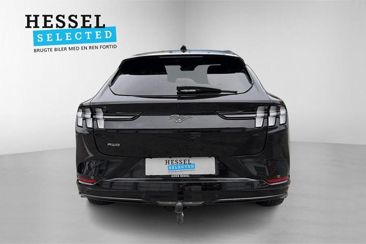 Sort Ford Mustang Mach-E fra 2023